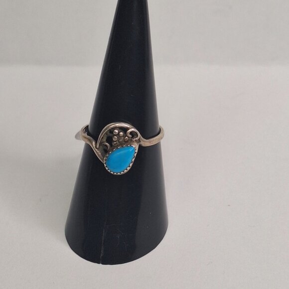 Vintage Sterling Silver Native Blue Turquoise Ring Size 7 Makers Stamped 1.6g - Picture 2 of 10